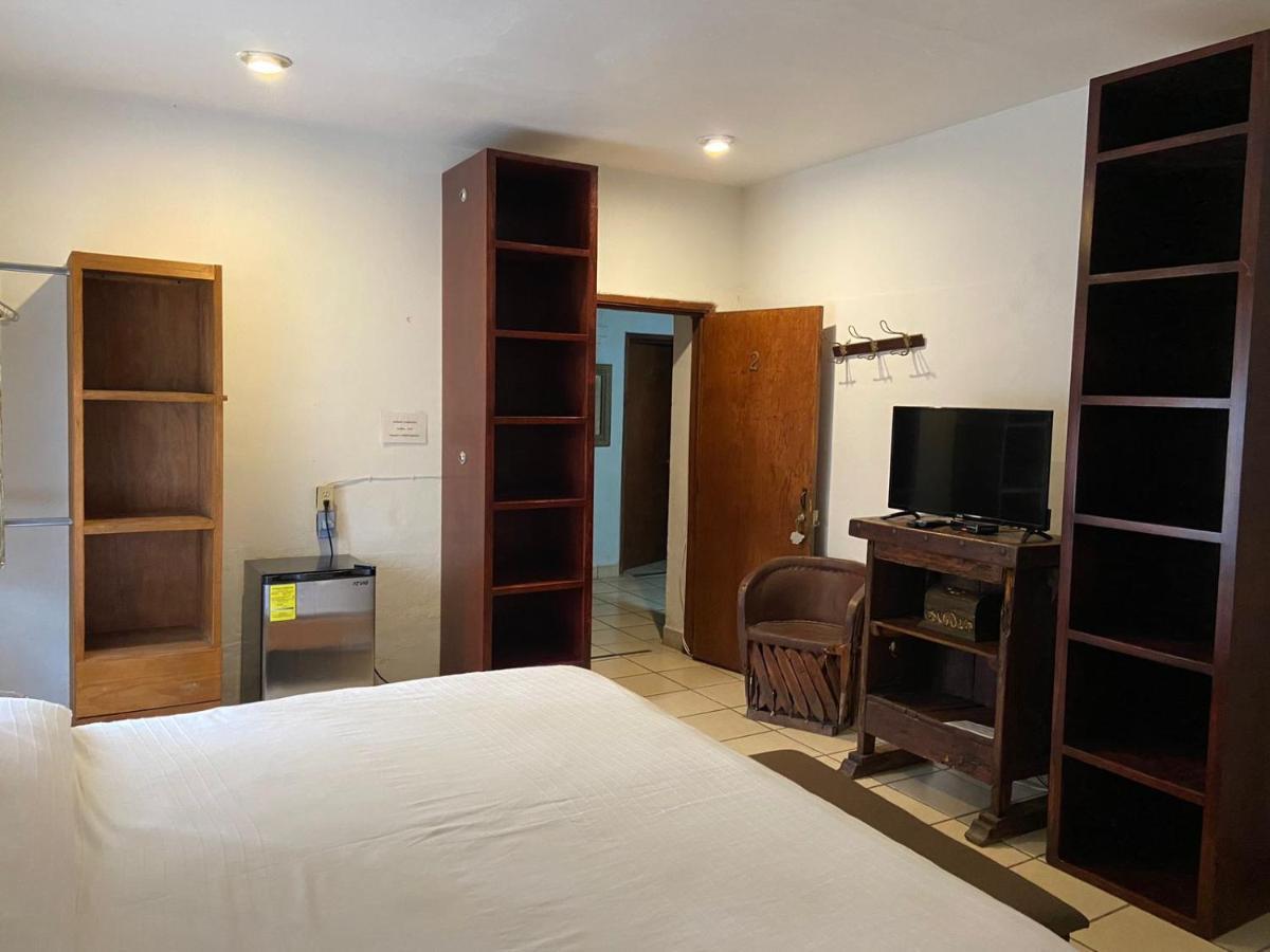 Meson Don Quijote Apartman Ajijic Kültér fotó