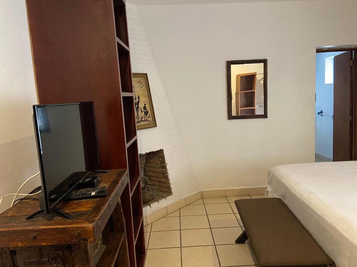 Meson Don Quijote Apartman Ajijic Kültér fotó